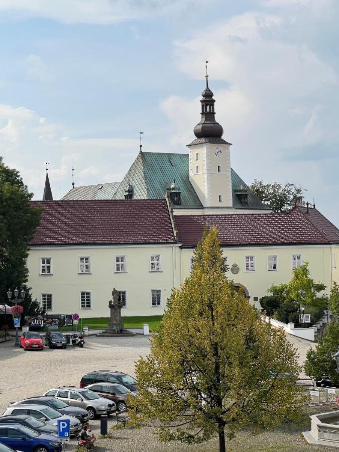 Hotel Maxim Frydek-Mistek Exterior photo